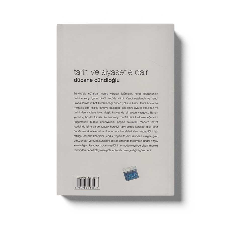 Tarih Ve Siyasete Dair